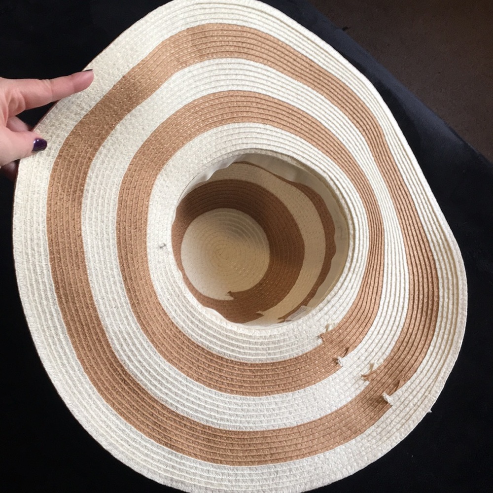Sun hat - Picture 2 of 2